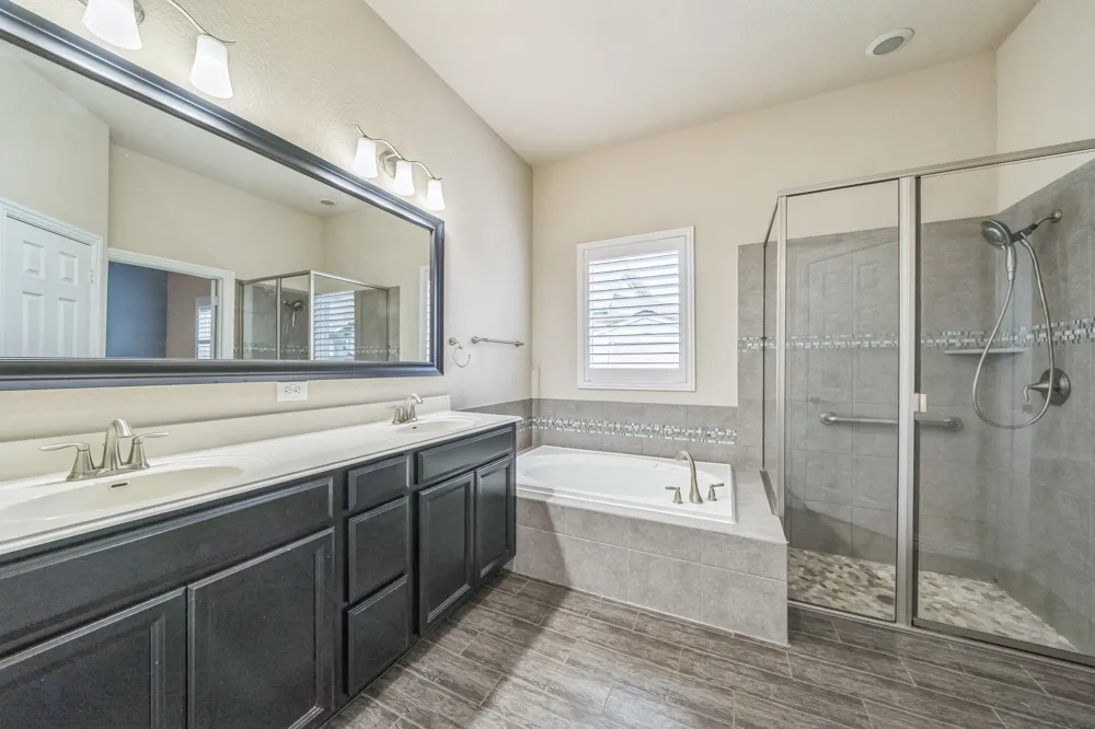 12009 Vignette Schertz, TX 78154