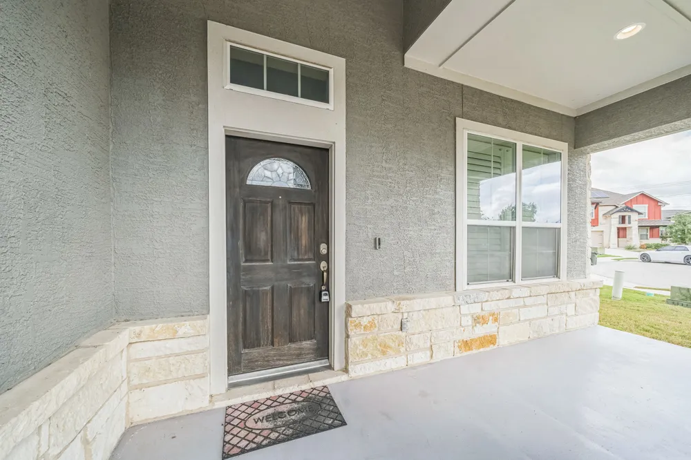 12009 Vignette Schertz, TX 78154