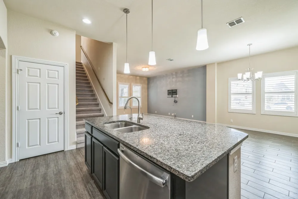 12009 Vignette Schertz, TX 78154