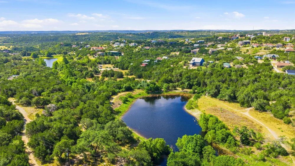 10400 Lake Park Drive Dripping Springs, TX 78620
