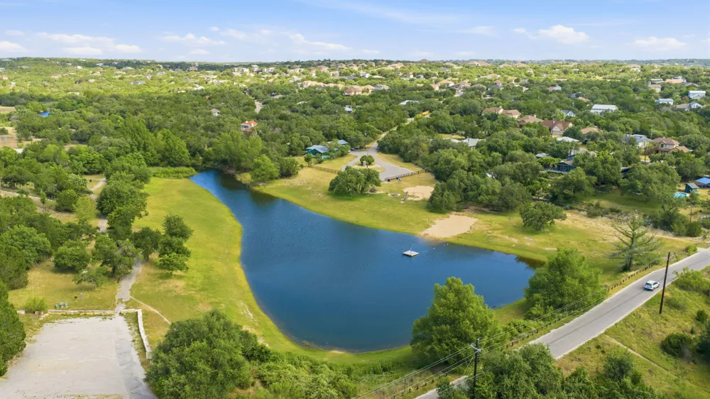 10400 Lake Park Drive Dripping Springs, TX 78620