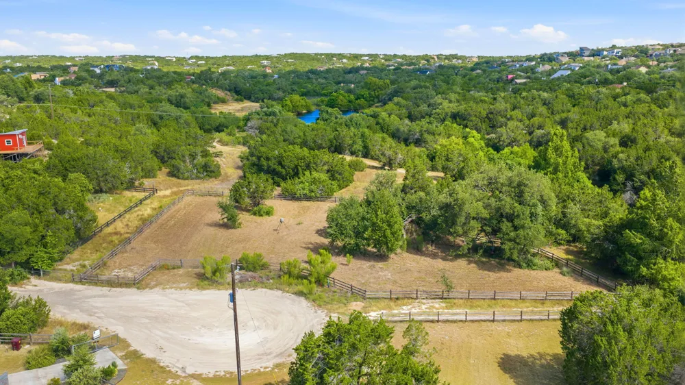 10400 Lake Park Drive Dripping Springs, TX 78620