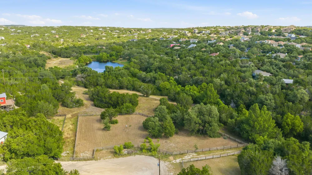 10400 Lake Park Drive Dripping Springs, TX 78620