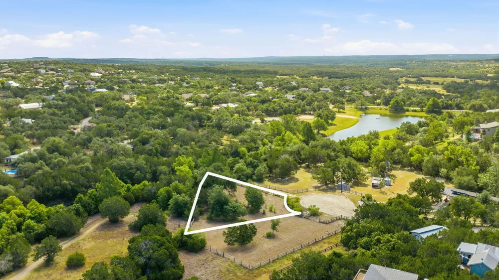 10400 Lake Park Drive Dripping Springs, TX 78620