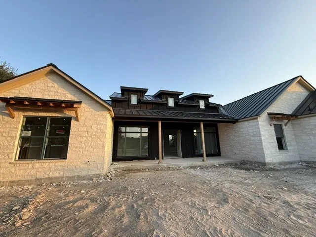 1117 Mountain Pond Road Georgetown, TX 78633