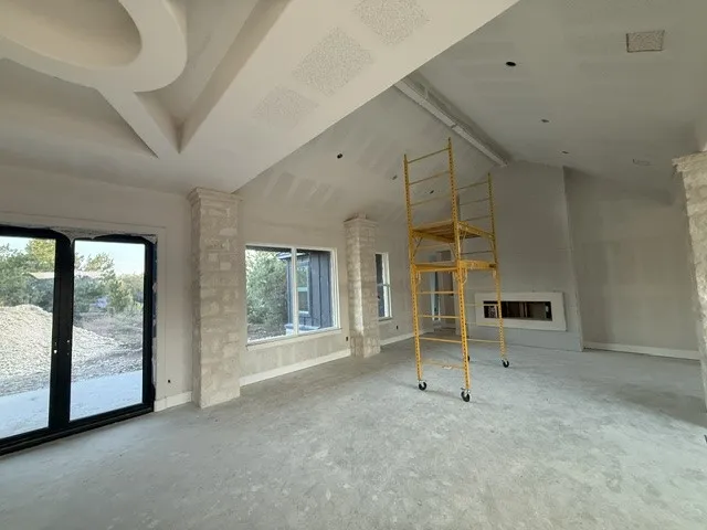1117 Mountain Pond Road Georgetown, TX 78633