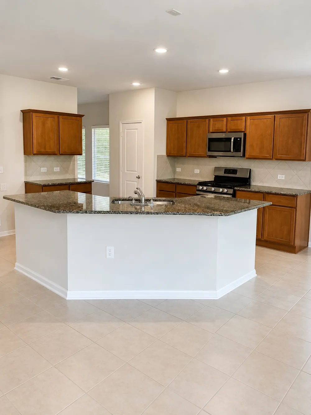 180 Olympic Park Drive Kyle, TX 78640