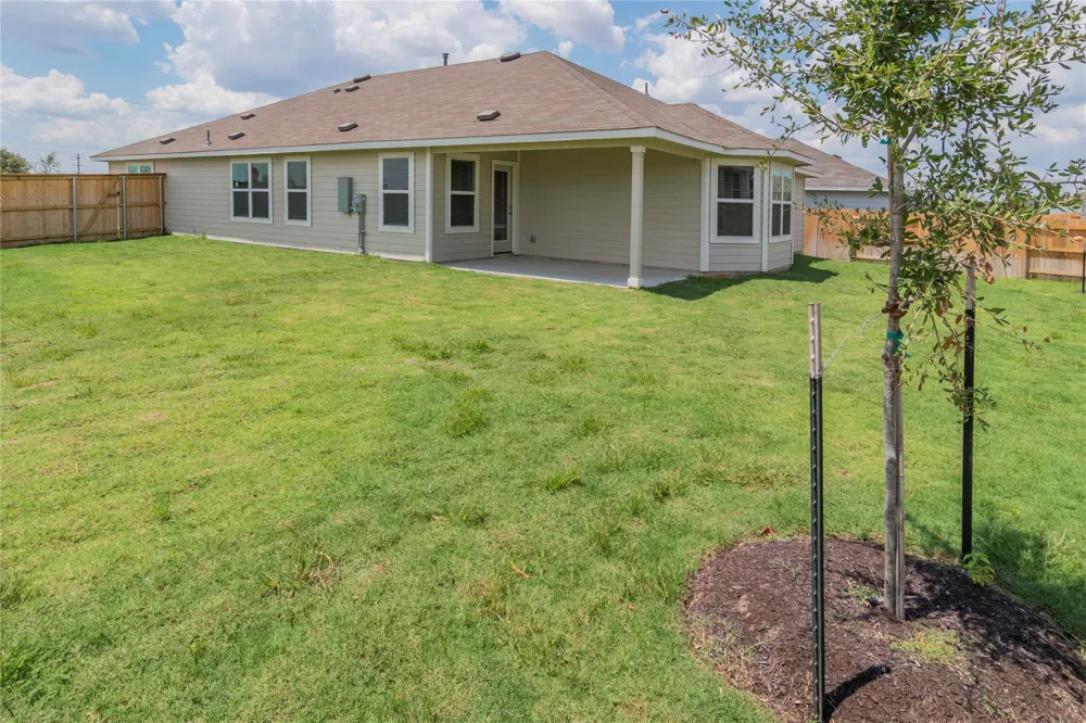 204 Rollingwood Drive San Marcos, TX 78666