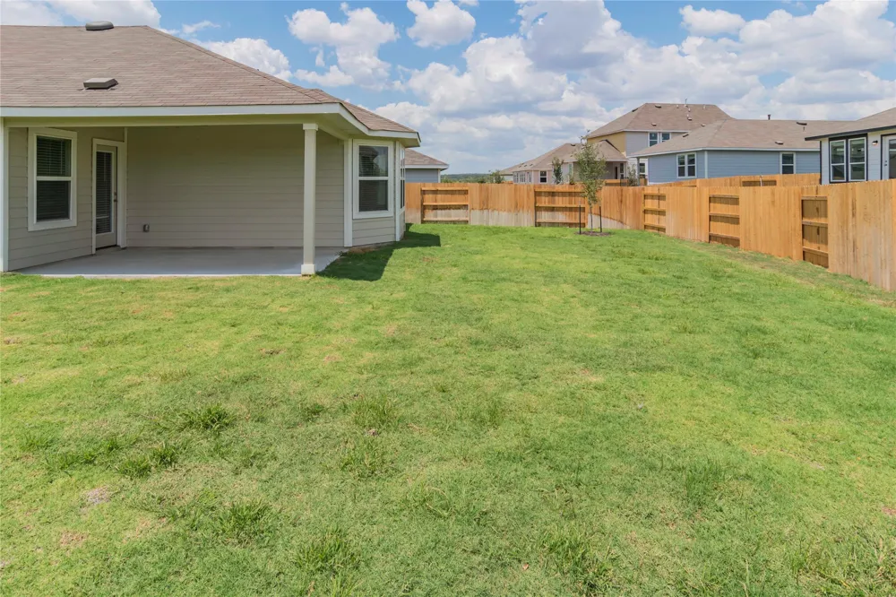 204 Rollingwood Drive San Marcos, TX 78666