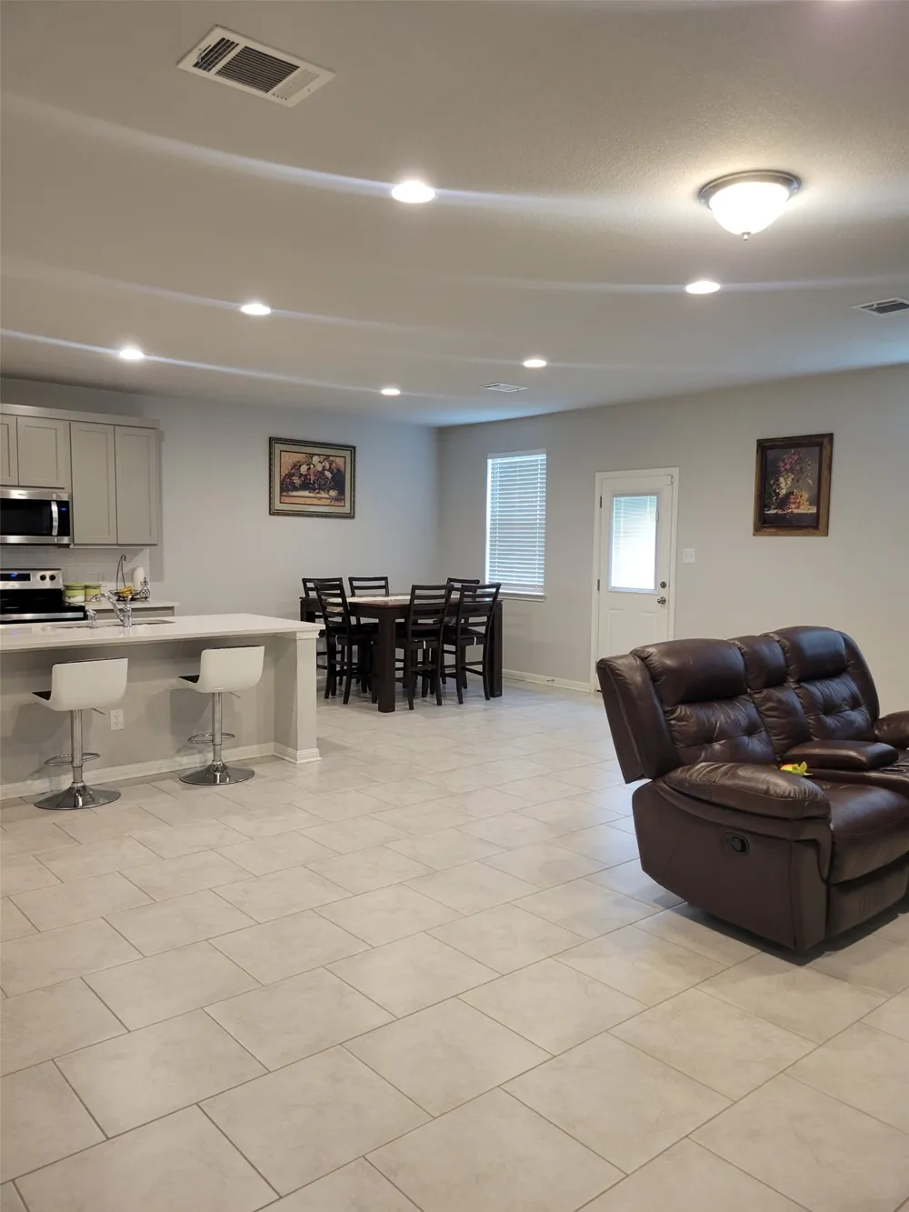 136 Eagles Dare Lane Jarrell, TX 76537