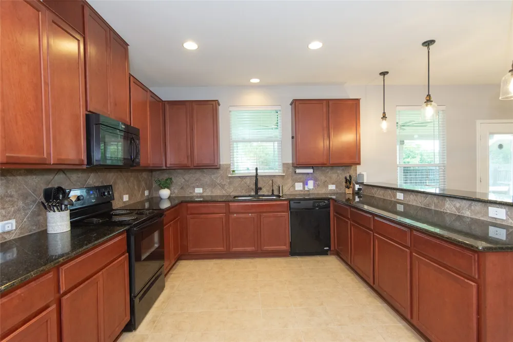 306 Grand Junction Trail Georgetown, TX 78626