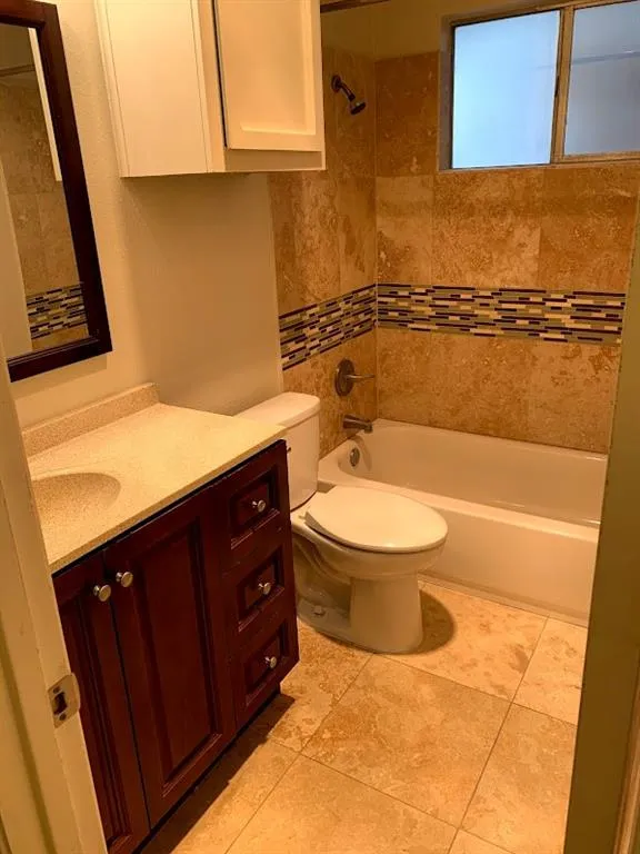 704 Chestnut Crossing Cedar Park, TX 78613