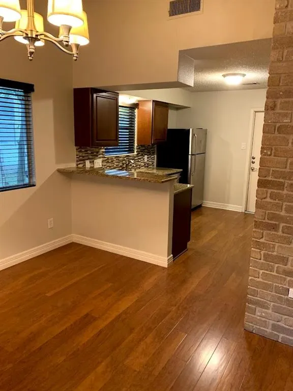 704 Chestnut Crossing Cedar Park, TX 78613