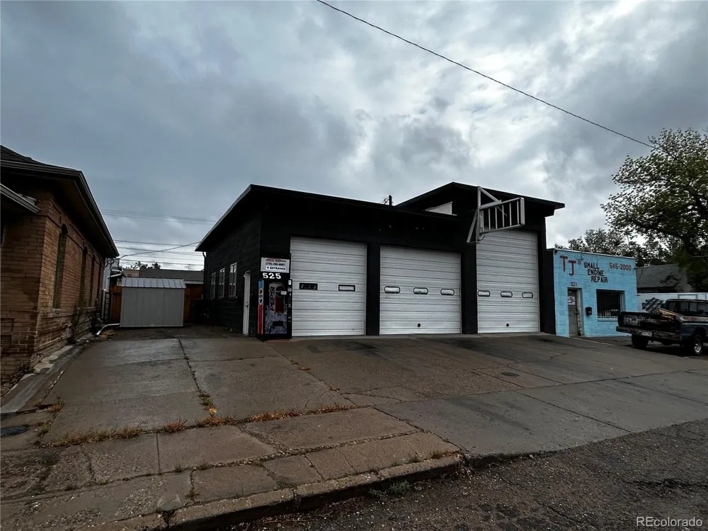 525 7th St Pueblo, CO 81003