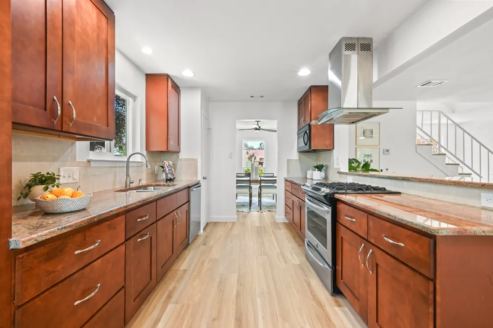 2704 Jorwoods Drive Austin, TX 78745