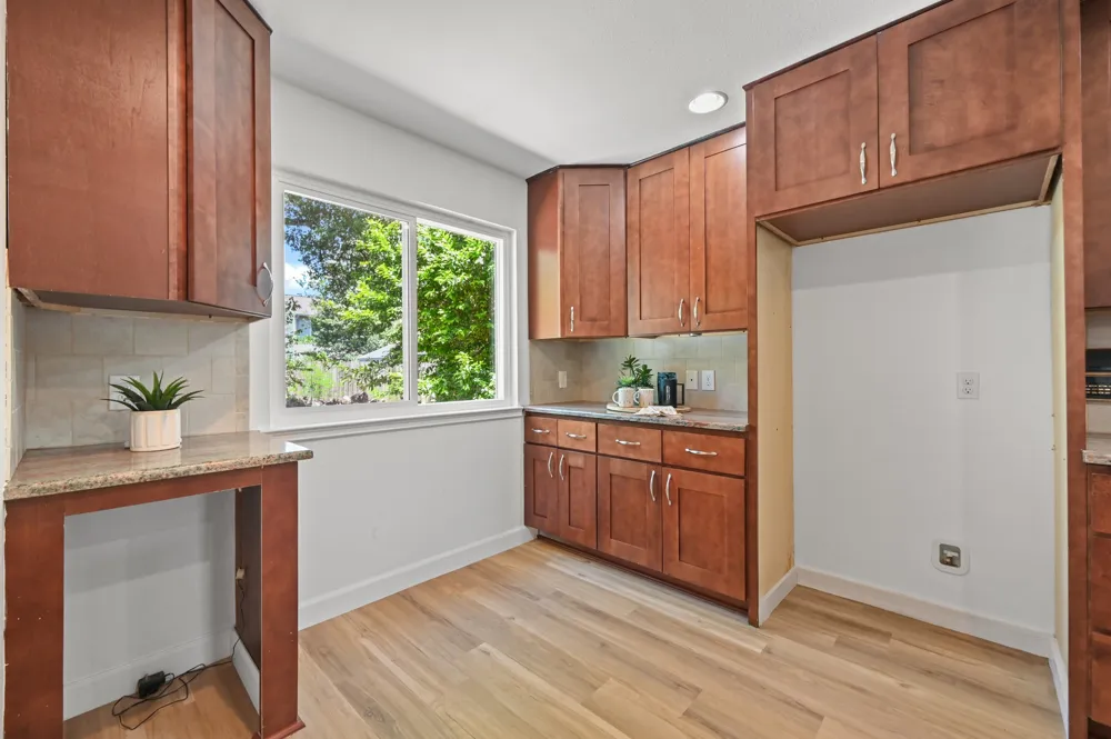 2704 Jorwoods Drive Austin, TX 78745