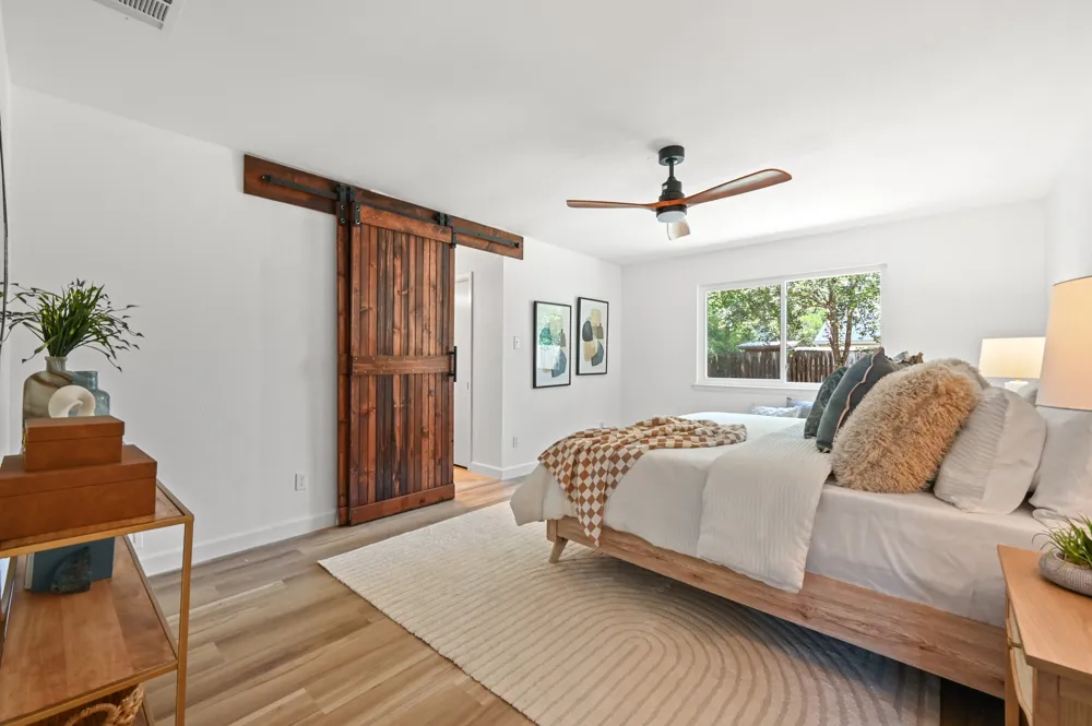2704 Jorwoods Drive Austin, TX 78745