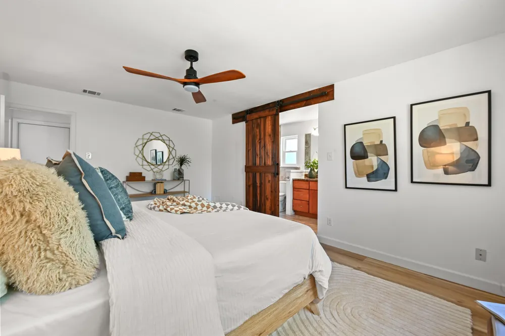 2704 Jorwoods Drive Austin, TX 78745