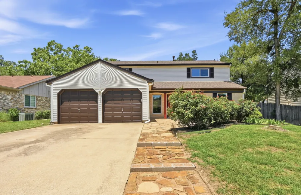 2704 Jorwoods Drive Austin, TX 78745