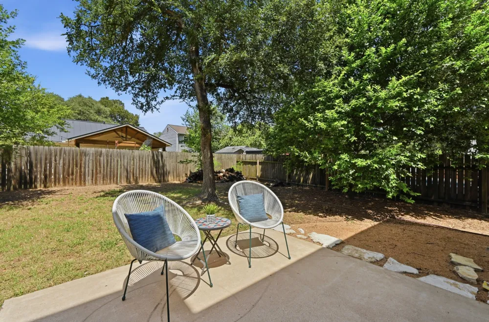 2704 Jorwoods Drive Austin, TX 78745