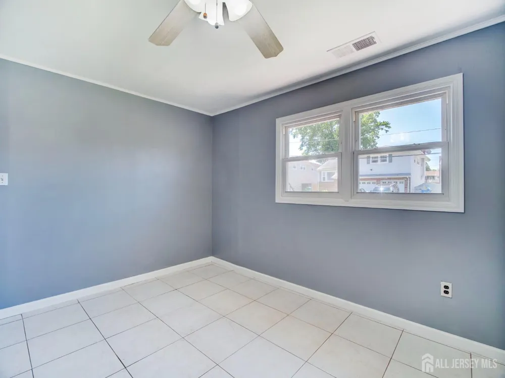 60 S Cliff Road S Colonia, NJ 07067