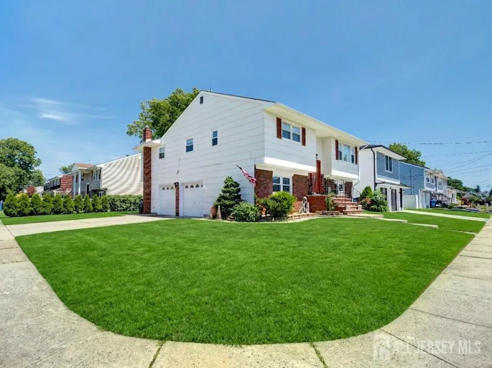 60 S Cliff Road S Colonia, NJ 07067