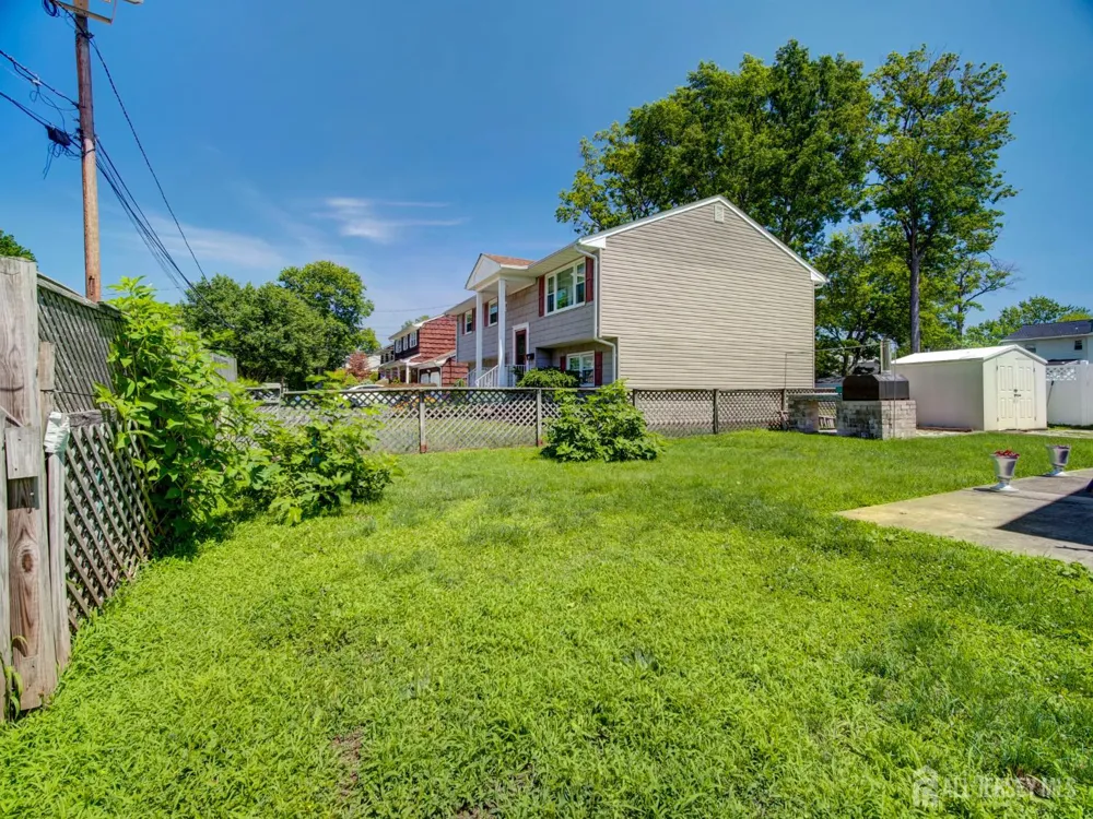 60 S Cliff Road S Colonia, NJ 07067