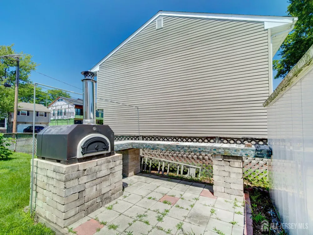 60 S Cliff Road S Colonia, NJ 07067