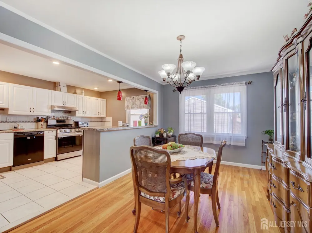 60 S Cliff Road S Colonia, NJ 07067