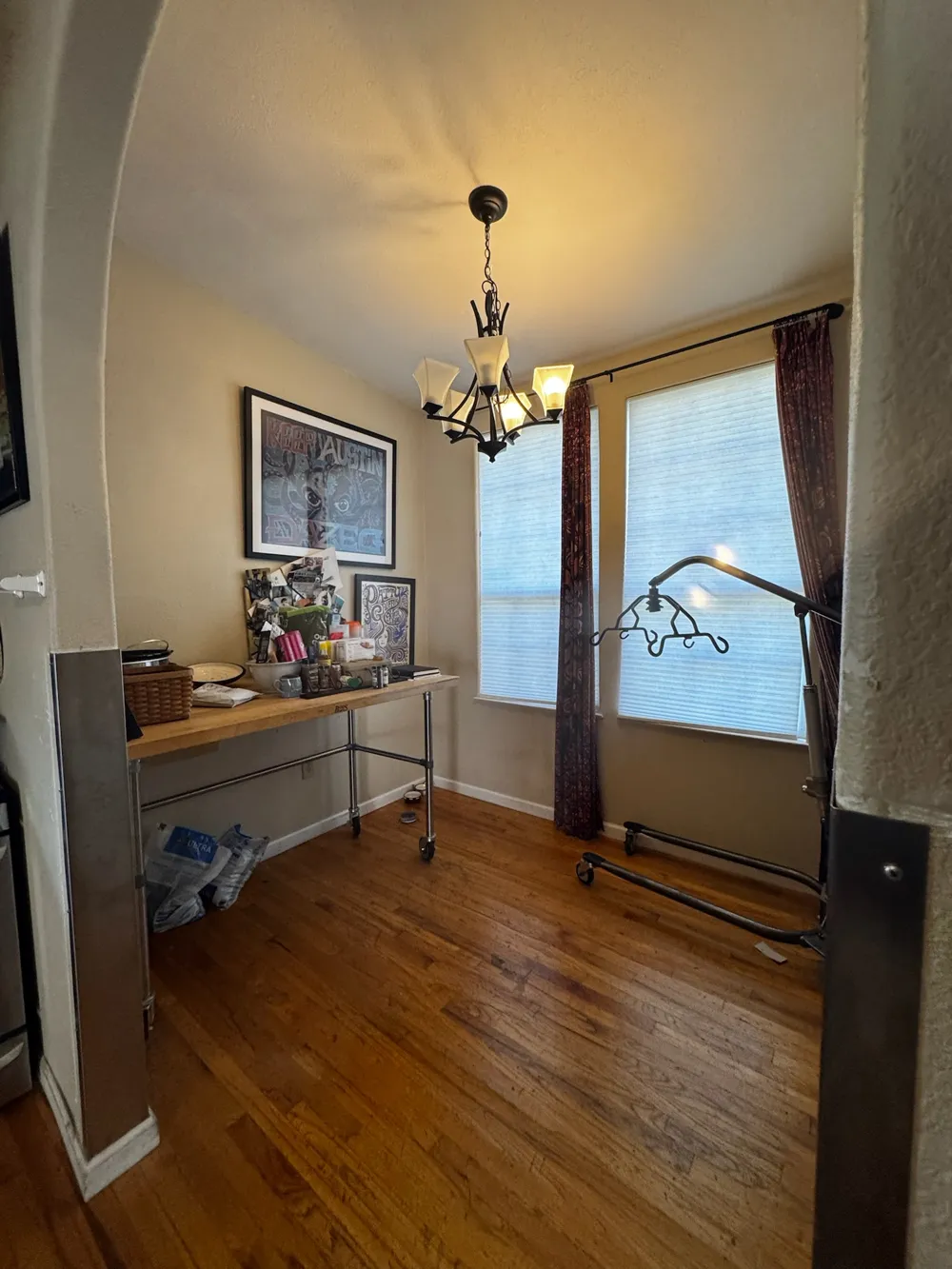 2213 S 3RD STREET Austin, TX 78704