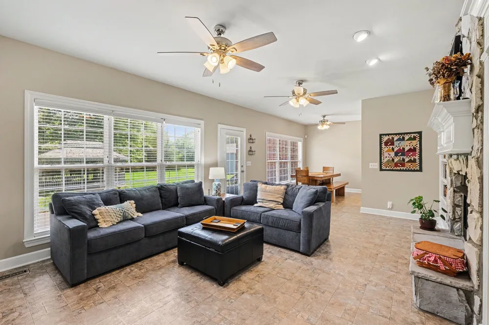 105 Blue Ribbon Trl Christiana, TN 37037