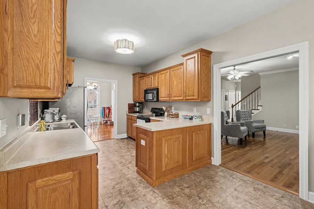 105 Blue Ribbon Trl Christiana, TN 37037