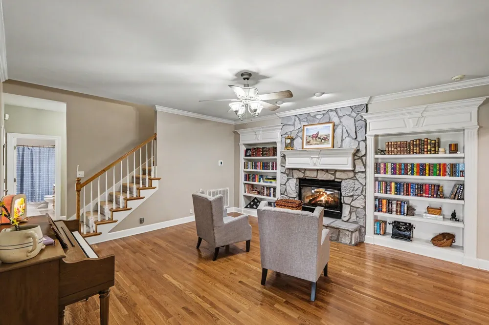105 Blue Ribbon Trl Christiana, TN 37037