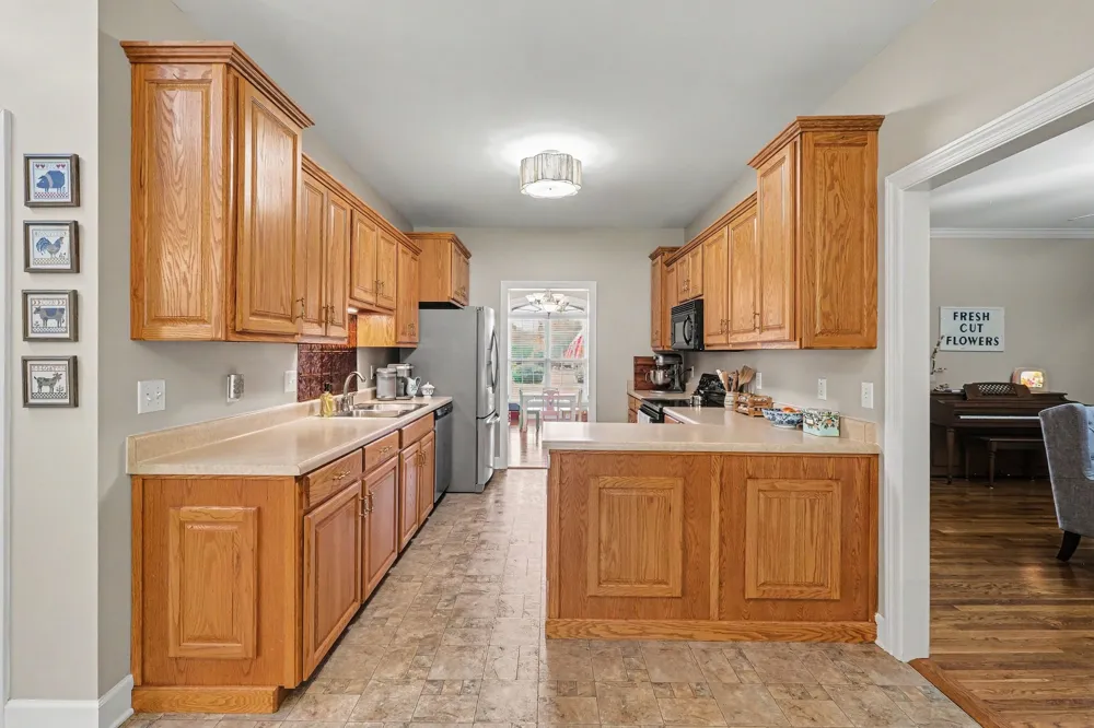 105 Blue Ribbon Trl Christiana, TN 37037