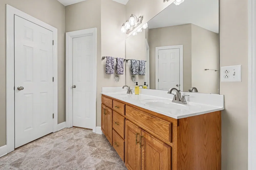 105 Blue Ribbon Trl Christiana, TN 37037