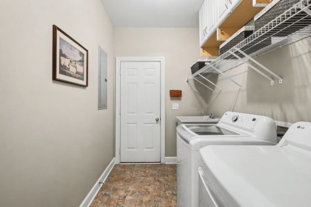 105 Blue Ribbon Trl Christiana, TN 37037