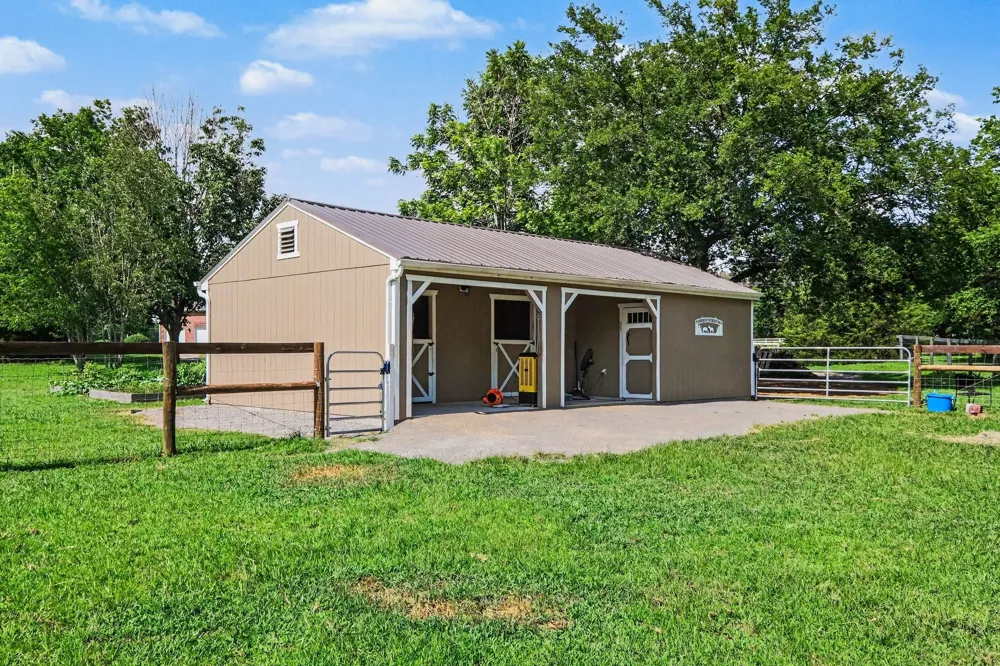 105 Blue Ribbon Trl Christiana, TN 37037