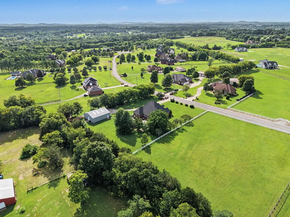 105 Blue Ribbon Trl Christiana, TN 37037