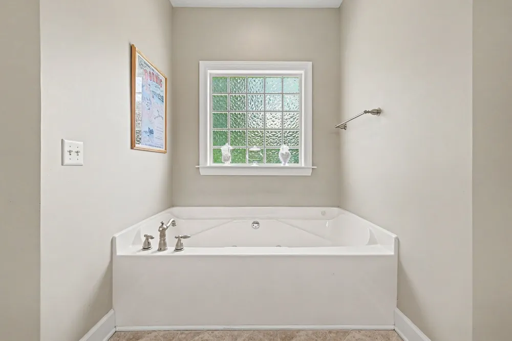 105 Blue Ribbon Trl Christiana, TN 37037