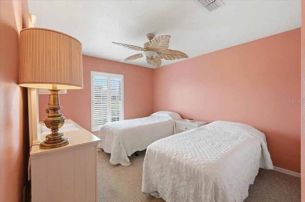 5767 SANDPIPERS DRIVE Lakeland, FL 33809