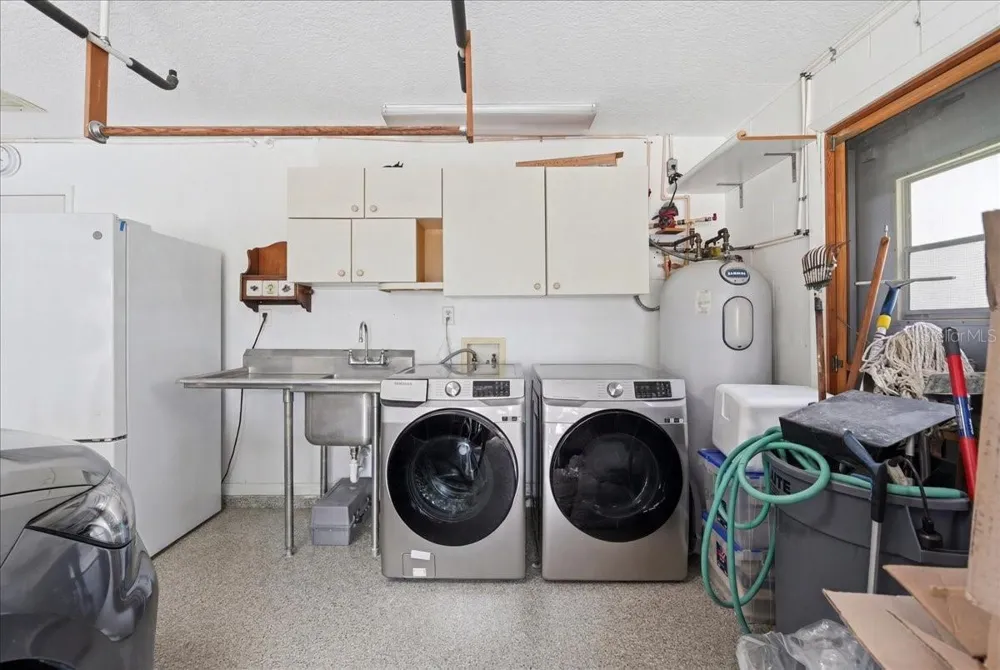 5767 SANDPIPERS DRIVE Lakeland, FL 33809