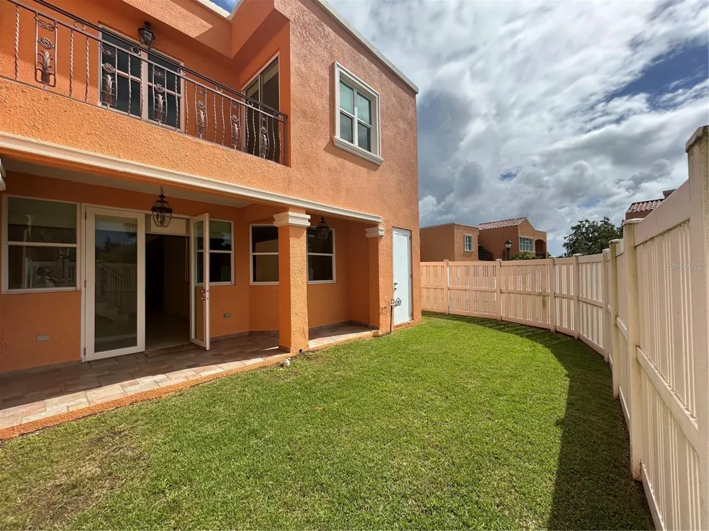 C11 BRIGHTON COUNTRY CLUB Dorado, PR 00646