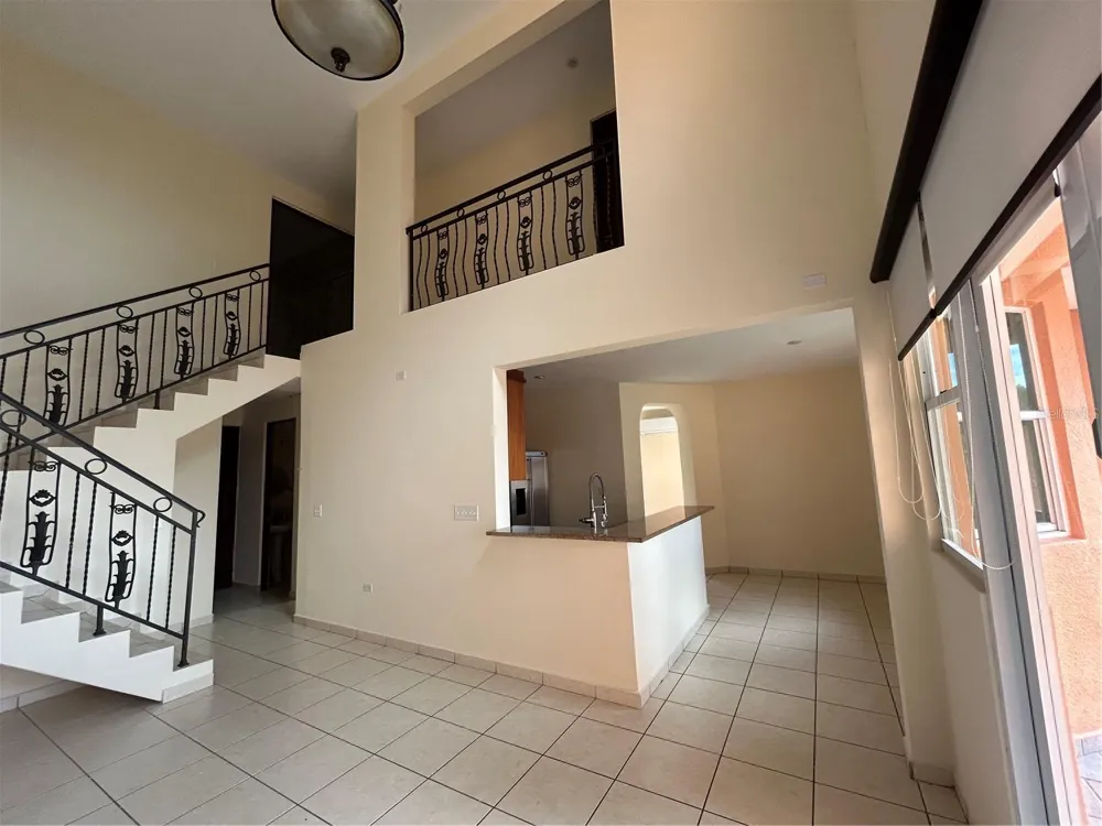 C11 BRIGHTON COUNTRY CLUB Dorado, PR 00646