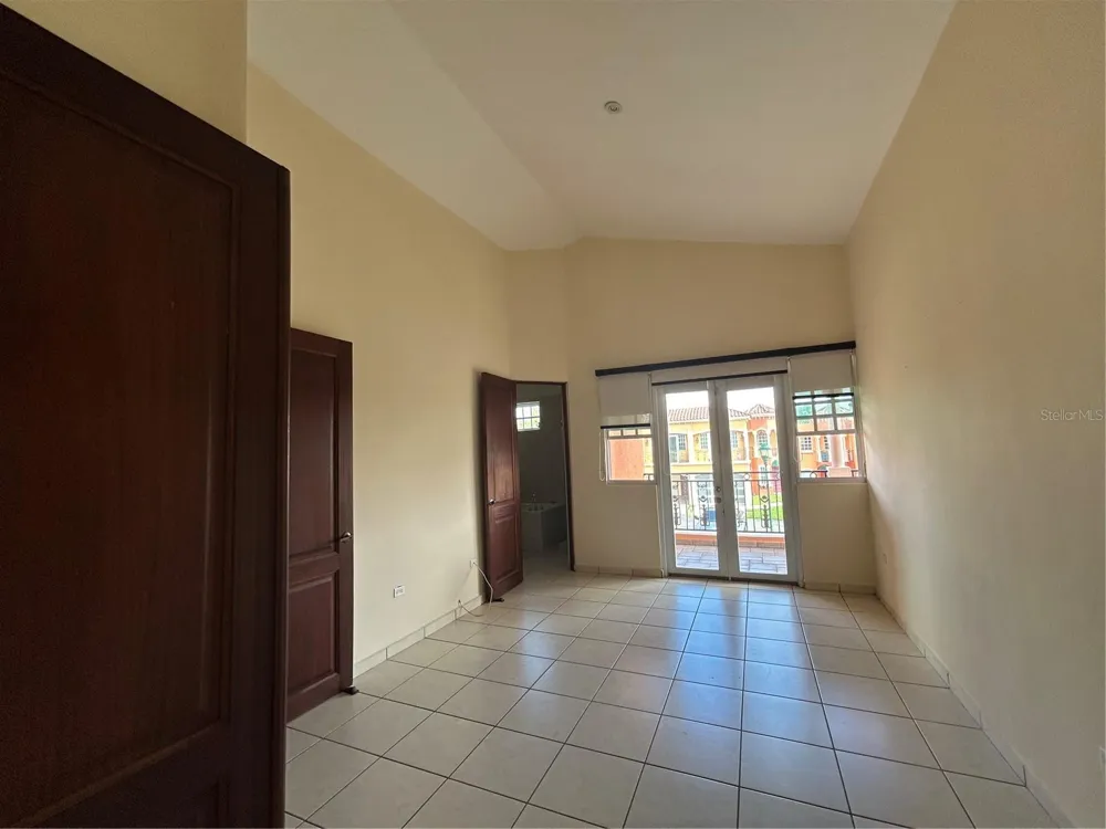 C11 BRIGHTON COUNTRY CLUB Dorado, PR 00646