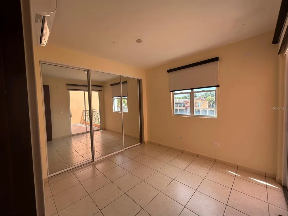 C11 BRIGHTON COUNTRY CLUB Dorado, PR 00646