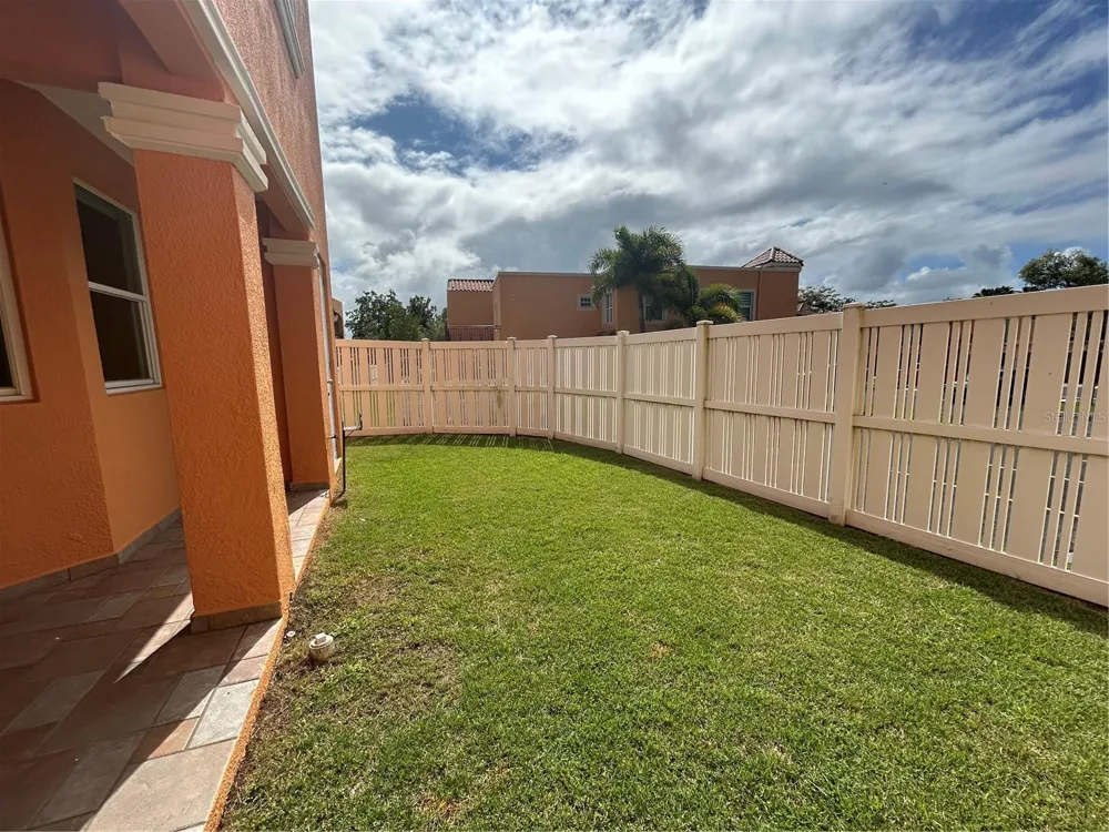 C11 BRIGHTON COUNTRY CLUB Dorado, PR 00646