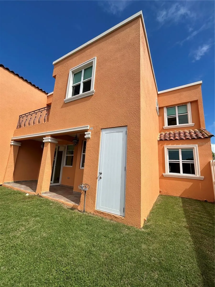 C11 BRIGHTON COUNTRY CLUB Dorado, PR 00646