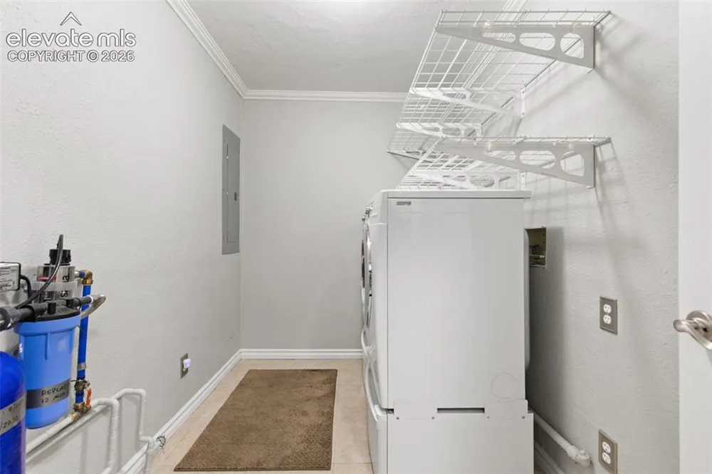 8175 Mohawk Road Colorado Springs, CO 80908