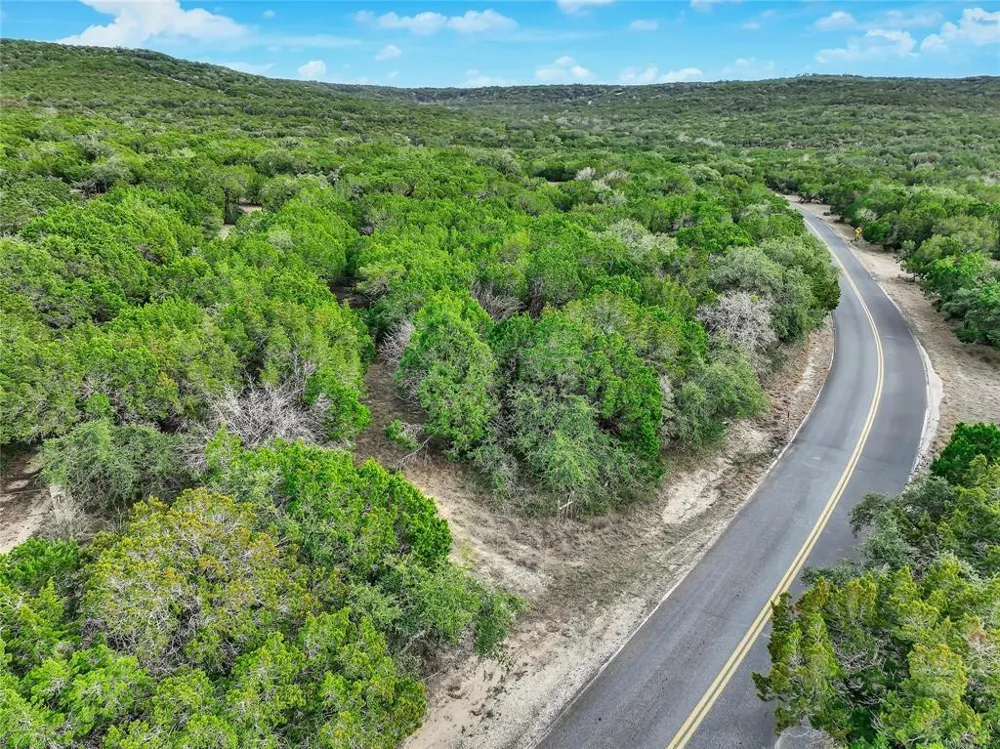 10033 Lime Creek Road Volente, TX 78641