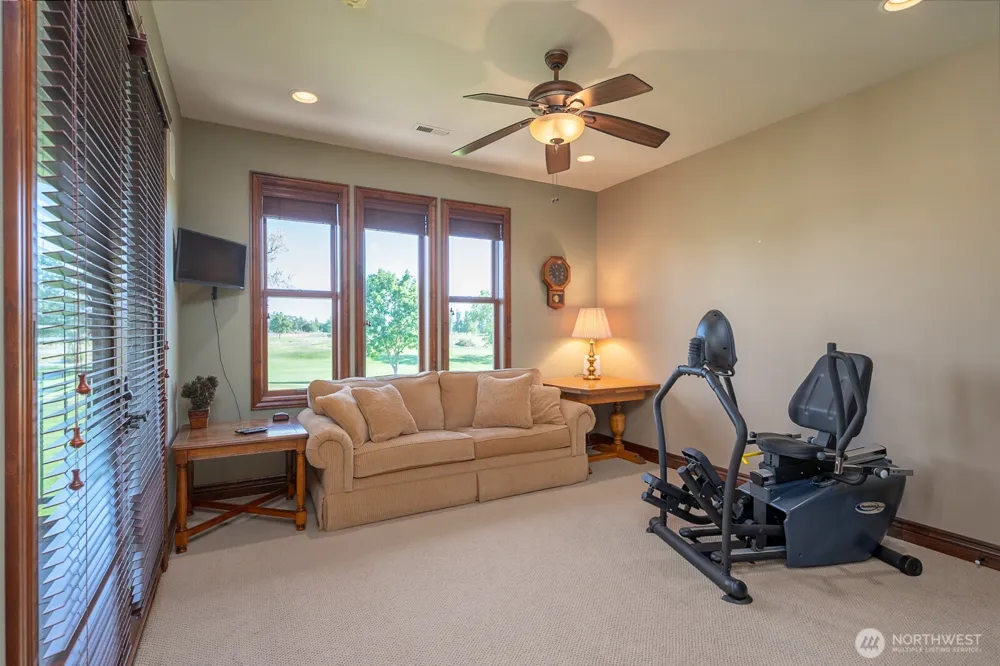 6589 Eagle Drive NE Moses Lake, WA 98837